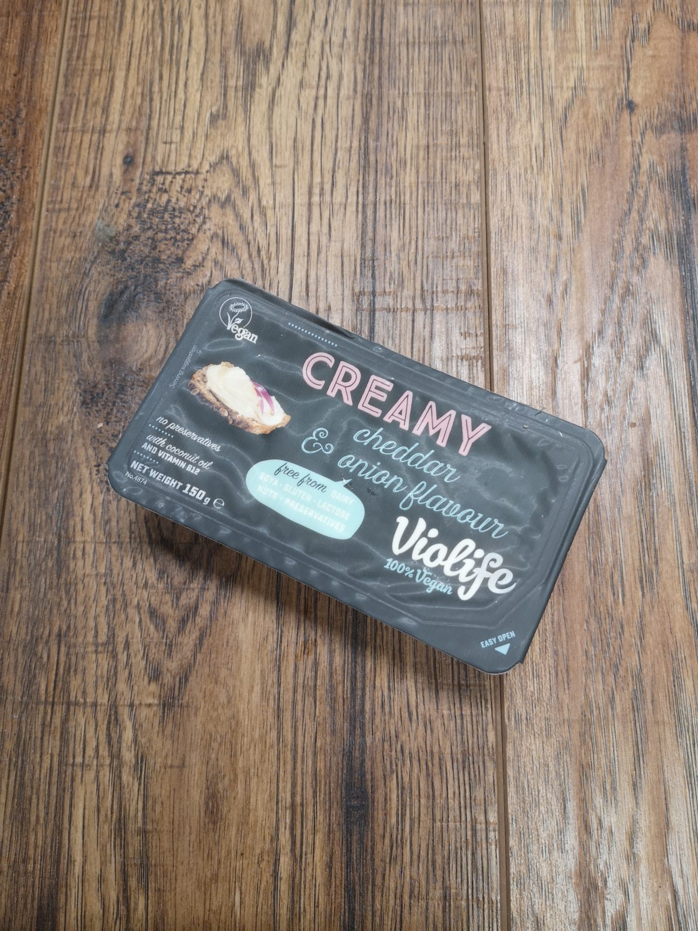 creamy cheddar and onion flavour