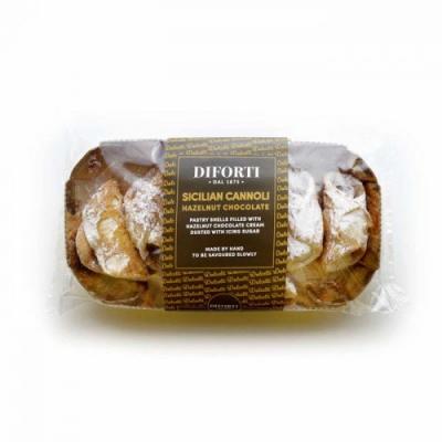sicilian-cannoli-hazelnut-choccolate-cream-500x500