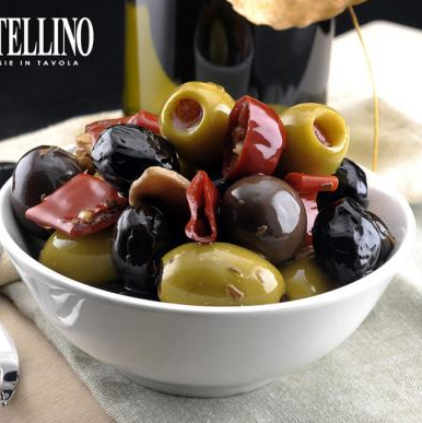 Castellino Green Olives with Hot Spices (pitted) 1.9kg