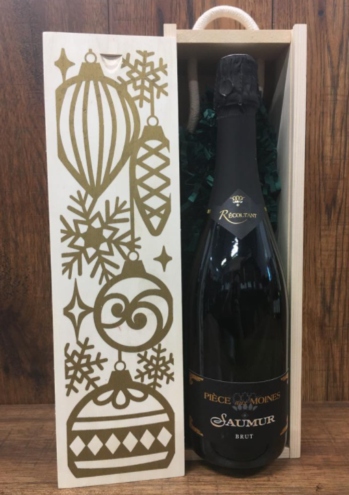 Saumur Sparkling White Wine Gift Box