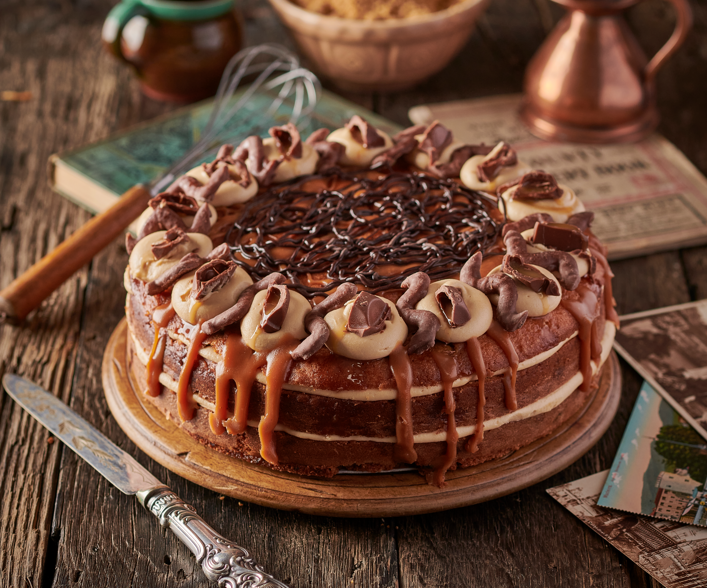 Sea Salted Caramel & Chocolate Drizzle Cake