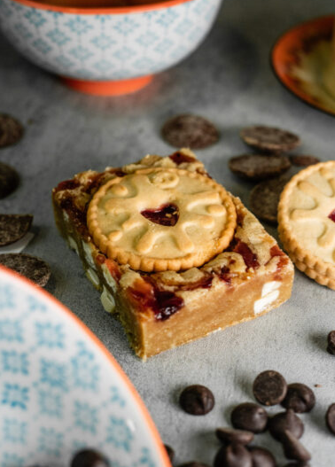 jammie dodger blondie