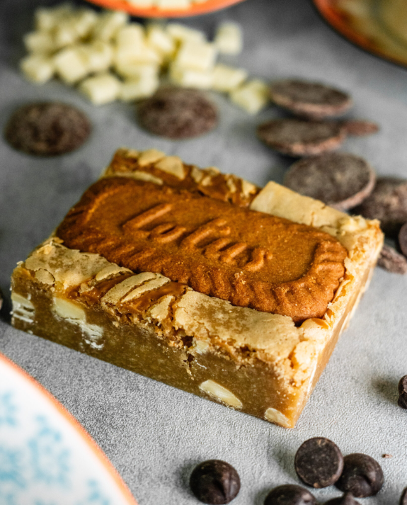 lotus biscoff blondie